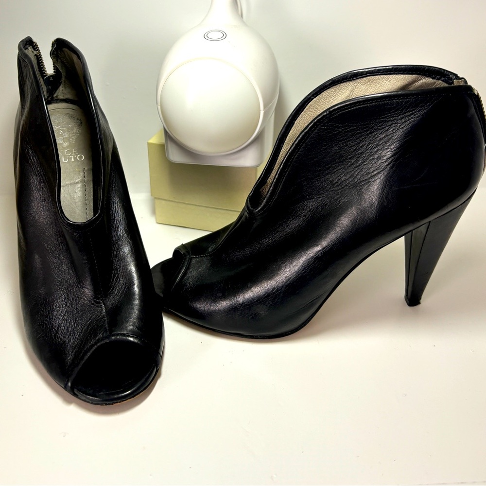 Vince Camuto Peep-toe Bootie, Sz 7